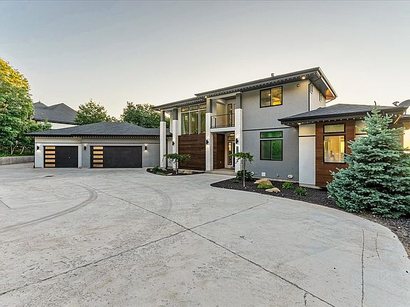 5th image of 1125 S Eaglenest Dr