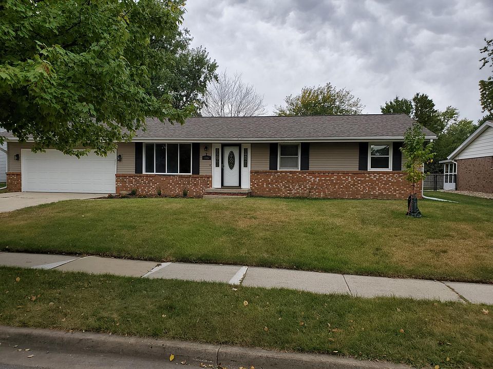 1st image of 115 Camelot Dr
