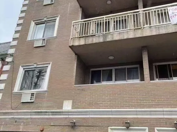 8827 53 rd Avenue #2R, Elmhurst, NY 11373