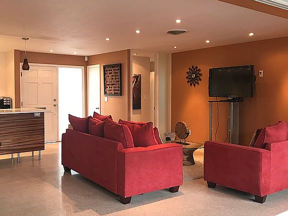 4th image of 2580 W Bay Isle Dr SE
