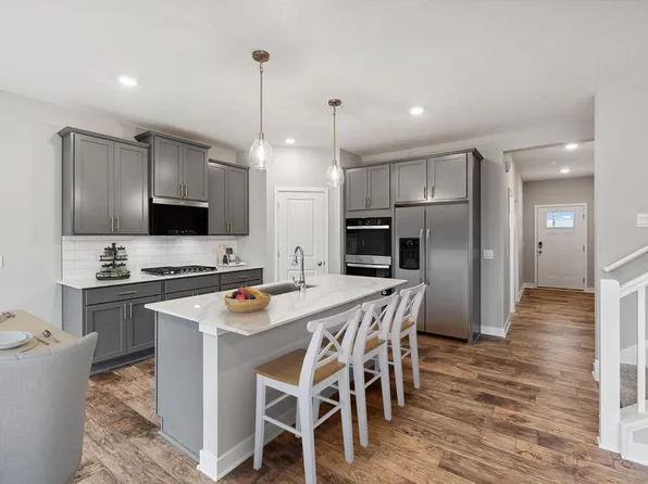 13092 Erskin St NE, Blaine, MN 55449