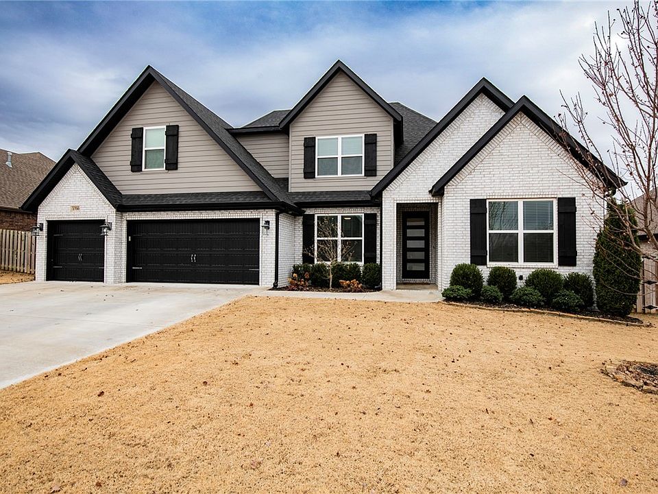 1st image of 1730 Grace Pl