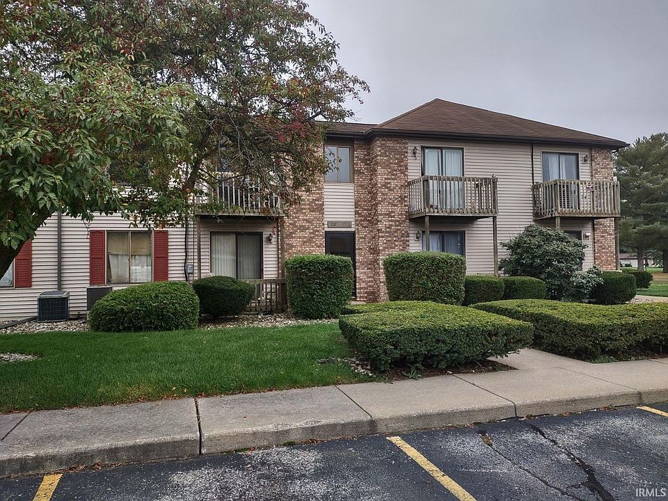 1st image of 1002 Clarinet Blvd E