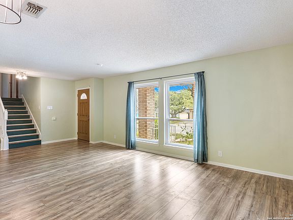 3rd image of 8507 Star Creek Dr.