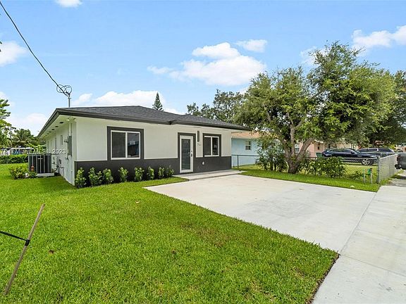 3rd image of 1941 NW 151st St
