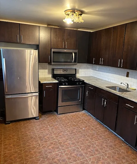 828 Booker Dr — Photo 6