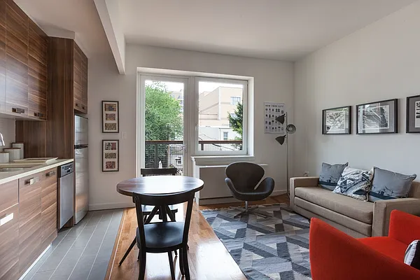 Rented by Lisa Management | media 5