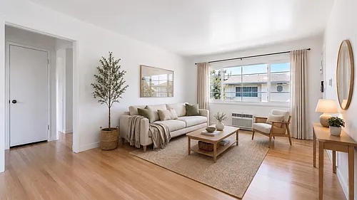 Must-See! 1bd+1ba At 1553-1555 Riverside Dr. Glendale, Ca 91201 Photo 1 Must-See! 1bd+1ba At 1553-1555 Riverside Dr. Glendale, Ca 91201 Photo 1