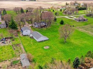 45 Burkhart Dr, Oswego, IL 60543