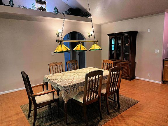 5th image of 779 Barnett Rd