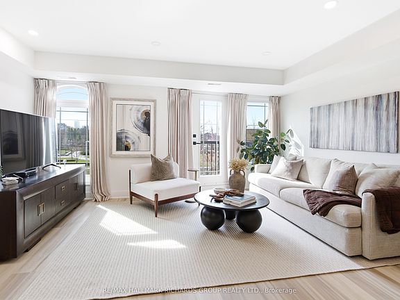 3rd image of 118 Finch Ave W #8