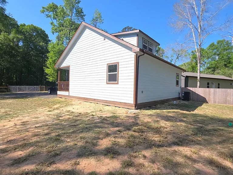 183 Charlie Pride Dr — Photo 3