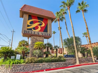 5350 River Glen Dr Unit 312, Las Vegas, NV, 89103