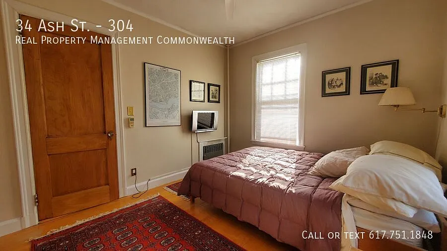 Vintage 1-Bedroom in Harvard Square (Furnished) — Photo 4