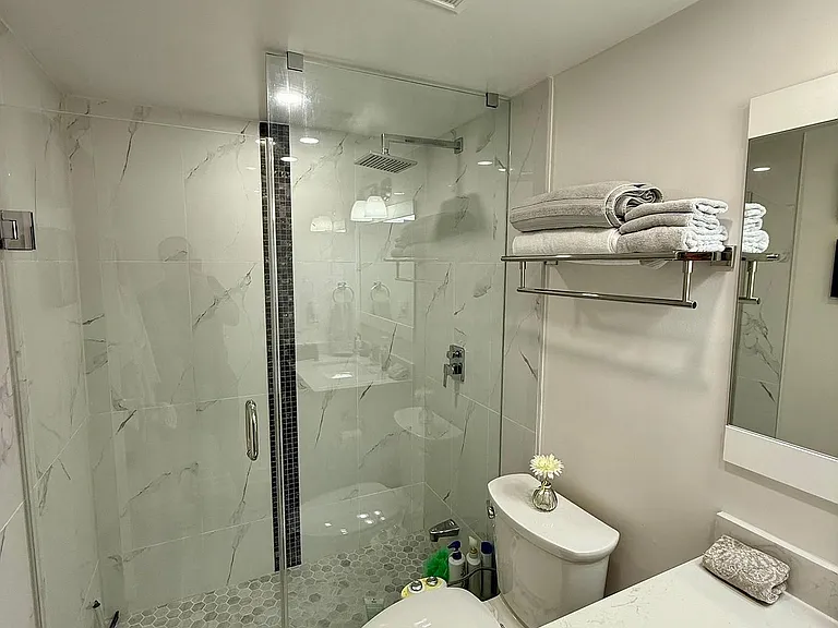 7825 Bayview Ave #309 — Photo 8