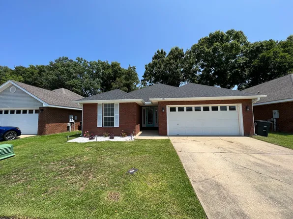 154 Cypress Ln, Fairhope, AL 36532