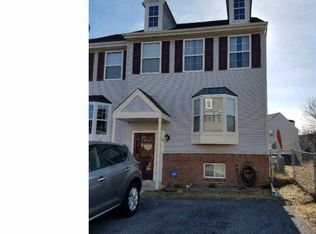 21 Winton Ln, Newark, DE 19702