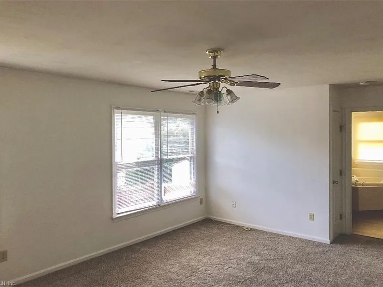 5608 Del Park Ct — Photo 11
