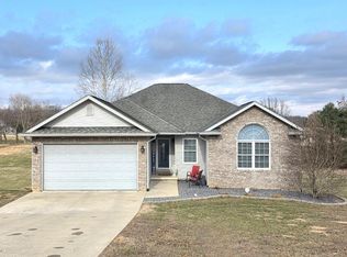 515 Southridge Dr, Bedford, IN 47421