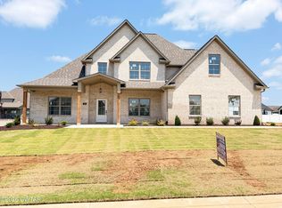 178 Providence Dr, Medina, TN 38355