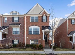 47675 Alden Ter N, Northville, MI