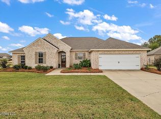 142 Western Ridge Cir, Canton, MS 39046