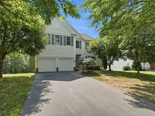 9549 Mountwood Dr, Manassas, VA 20110