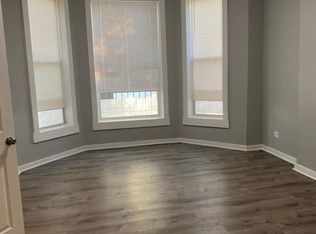 11 S Whipple St #F, Chicago, IL 60612