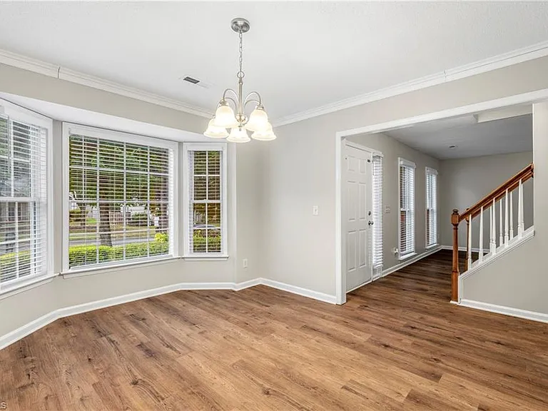 2320 Meadow Gate Dr — Photo 19