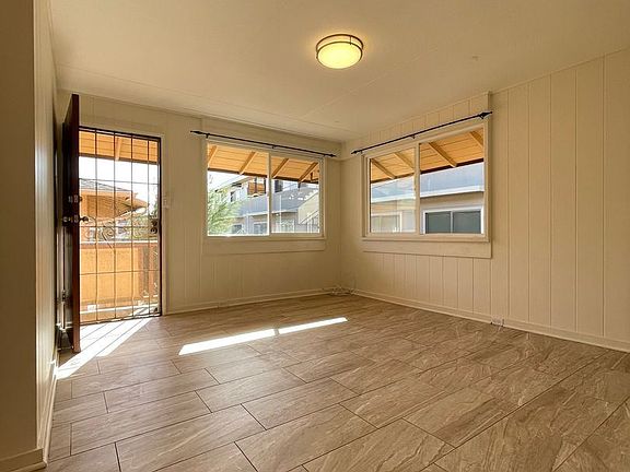 2nd image of 918 Wiliwili St