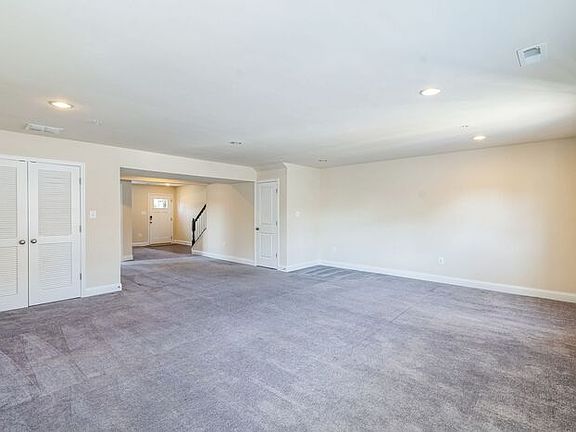 2nd image of 11381 Tolkien Ave