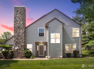 146 Nebula Rd, Piscataway, NJ 08854