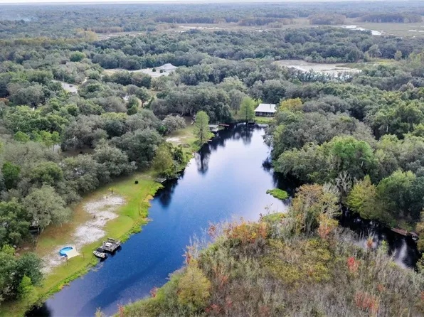 10909 E Flounder Dr, Floral City, FL 34436