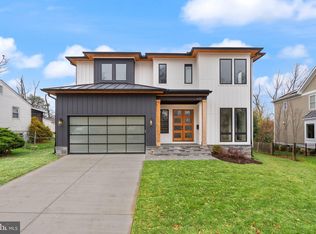 610 Plum St SW, Vienna, VA 22180