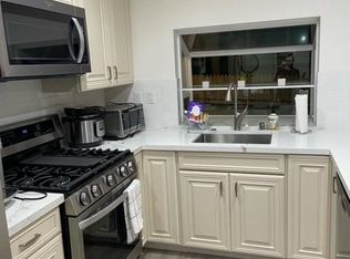 770 Chestnut St APT 1, San Carlos, CA 94070