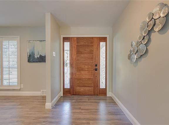 3rd image of 4228 Mendenhall Dr