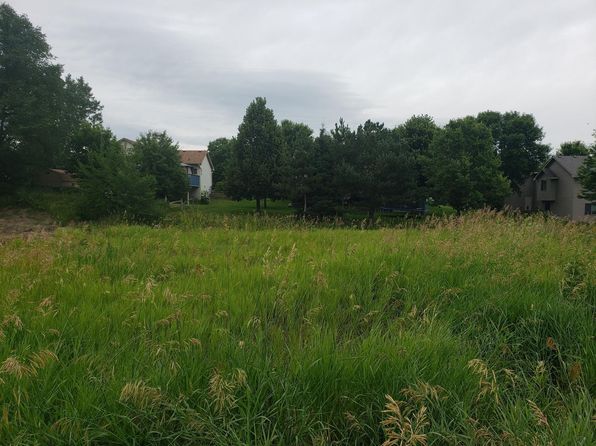4944 River Oaks Rd, Rockford, MN 55373
