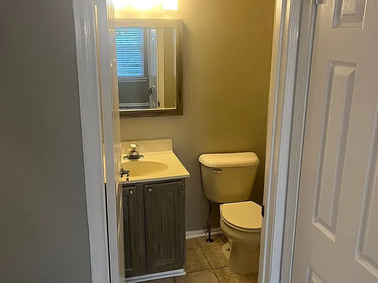 82 Liberty Dr — Photo 7