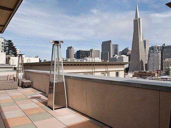 2nd image of 567 Vallejo St #500