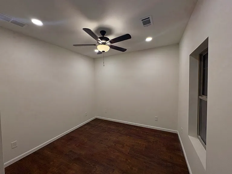 3196 Moon Stone Ln — Photo 31