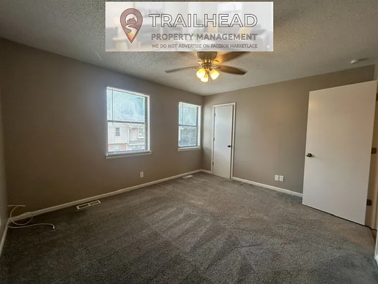 219 N Garrison Ave — Photo 36