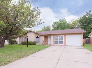 6932 Stephens Hill Rd, Forest Hill, TX 76140