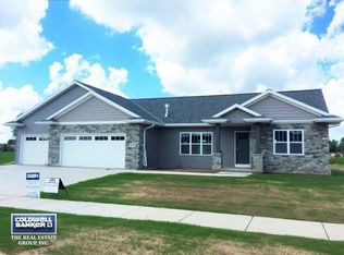 424 Ontario Rd, Green Bay, WI 54311