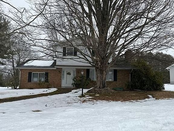 3rd image of 5077 Hampshire Rd