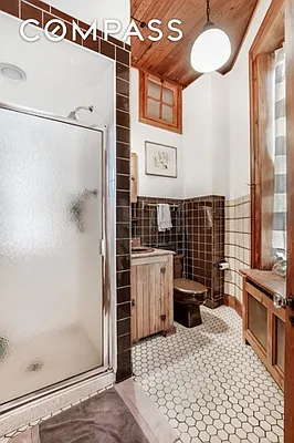 Rented by Compass | media 10