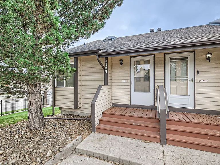 4543 Lamplighter Cir — Photo 3