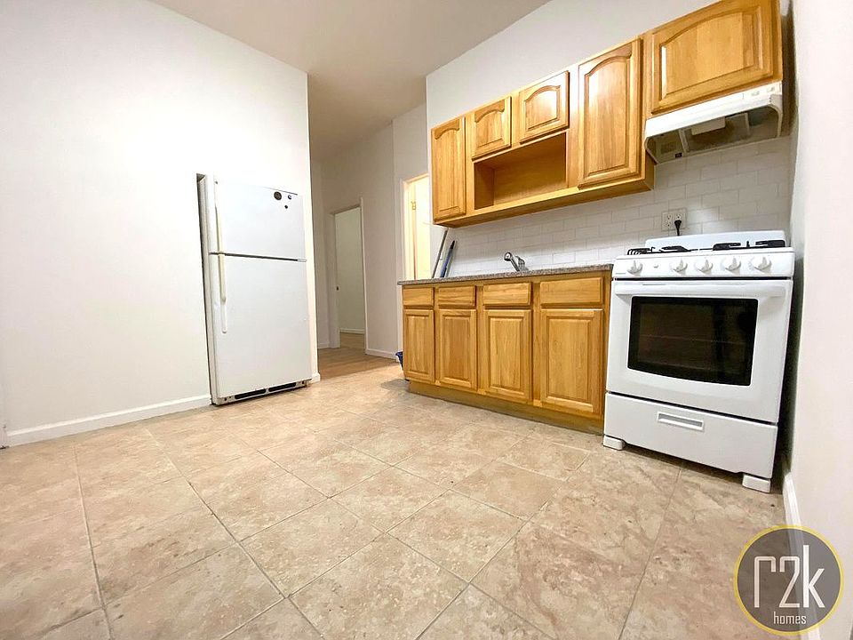 1st image of 25-78 Steinway St #2R