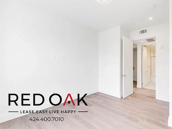 2nd image of 12442 1/2 Chandler Blvd #310