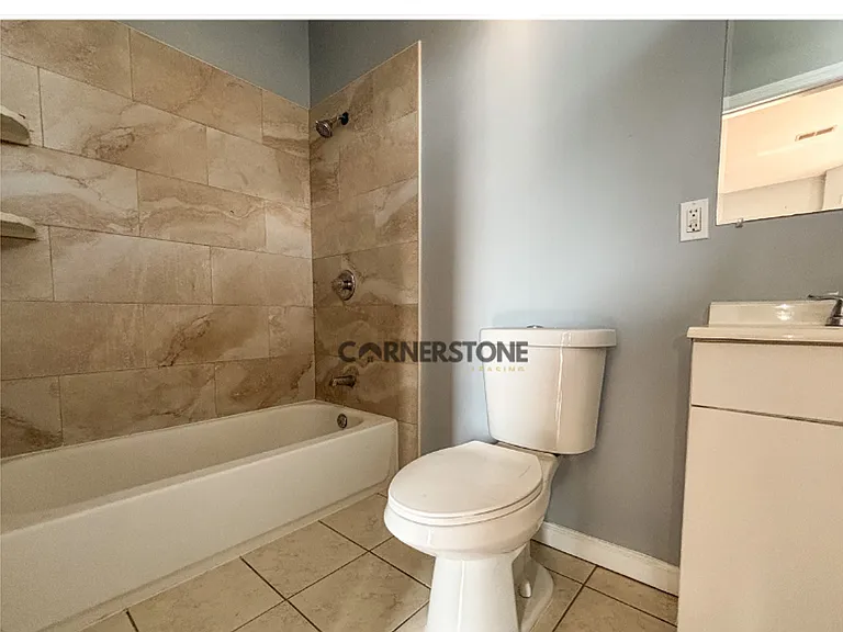 483 Avon Ave — Photo 7