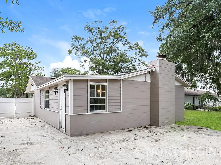 6139 Deepwood Dr E — Photo 15